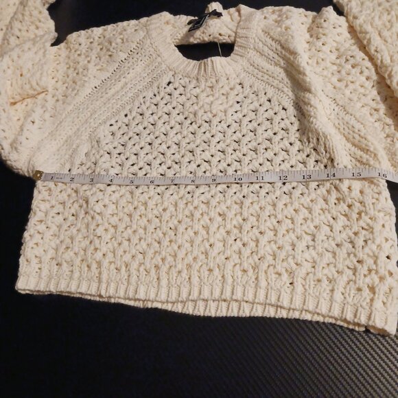 NEW Cream Loose Knit Long Sleeve Open Back Sweater Size‎ M - Picture 11 of 12